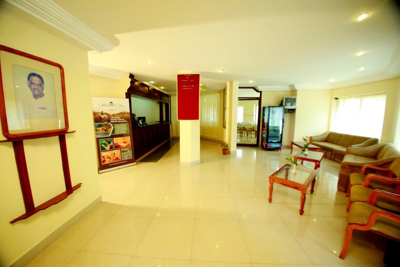 Michaels Inn Thekkady Bagian luar foto